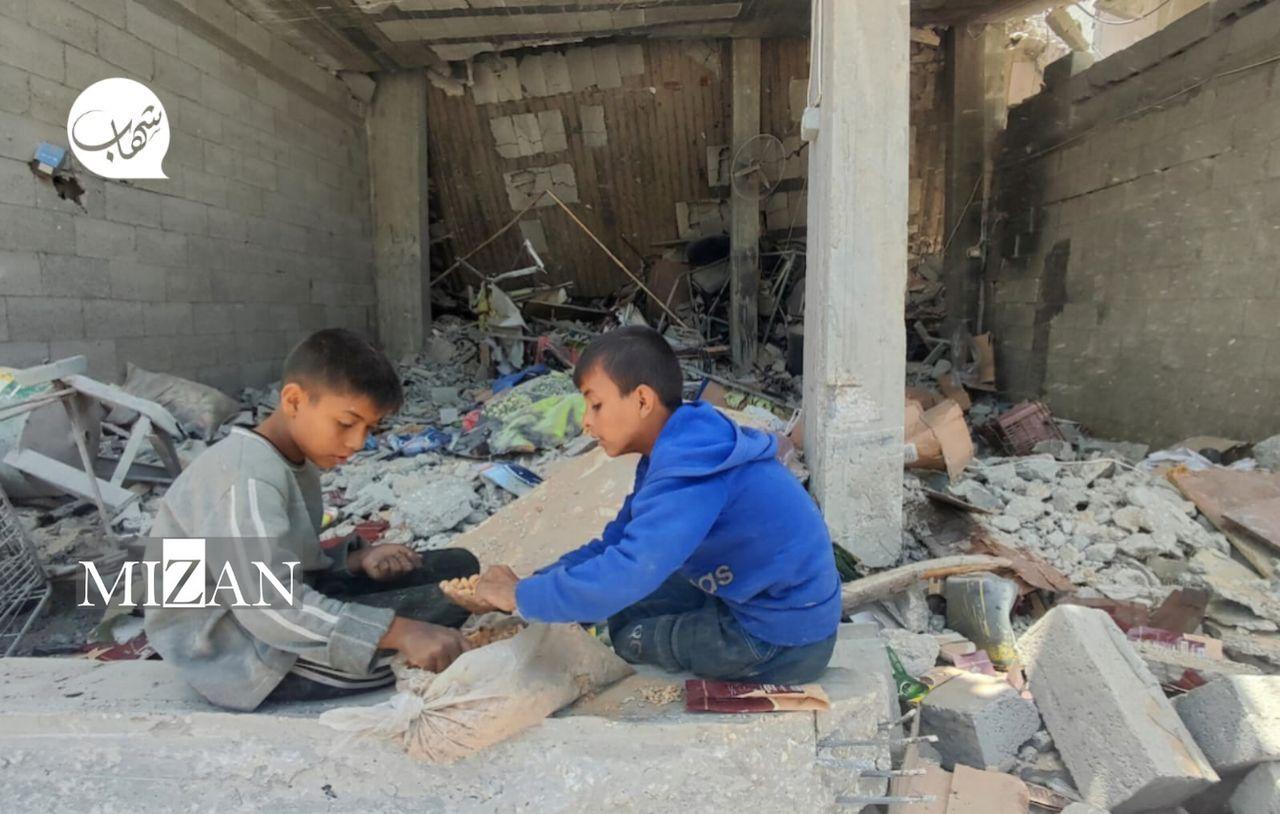 بمباران اردوگاه البریج