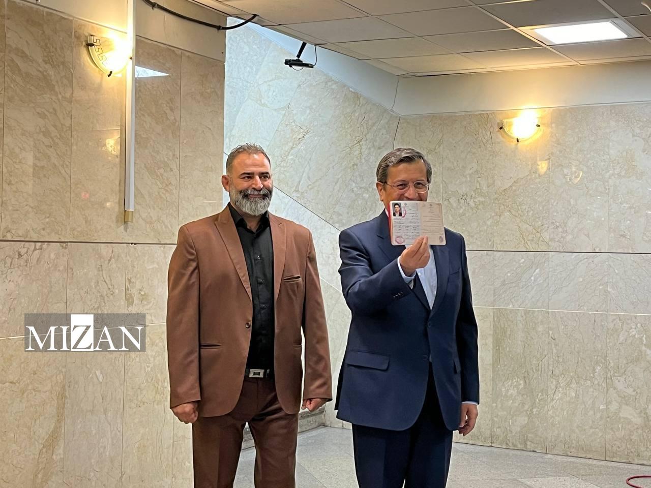 آخرین اخبار انتخابات ریاست جمهوری ۱۴۰۳/ پوشش کامل اخبار و حواشی دومین روز ثبت‌نام کاندیداها