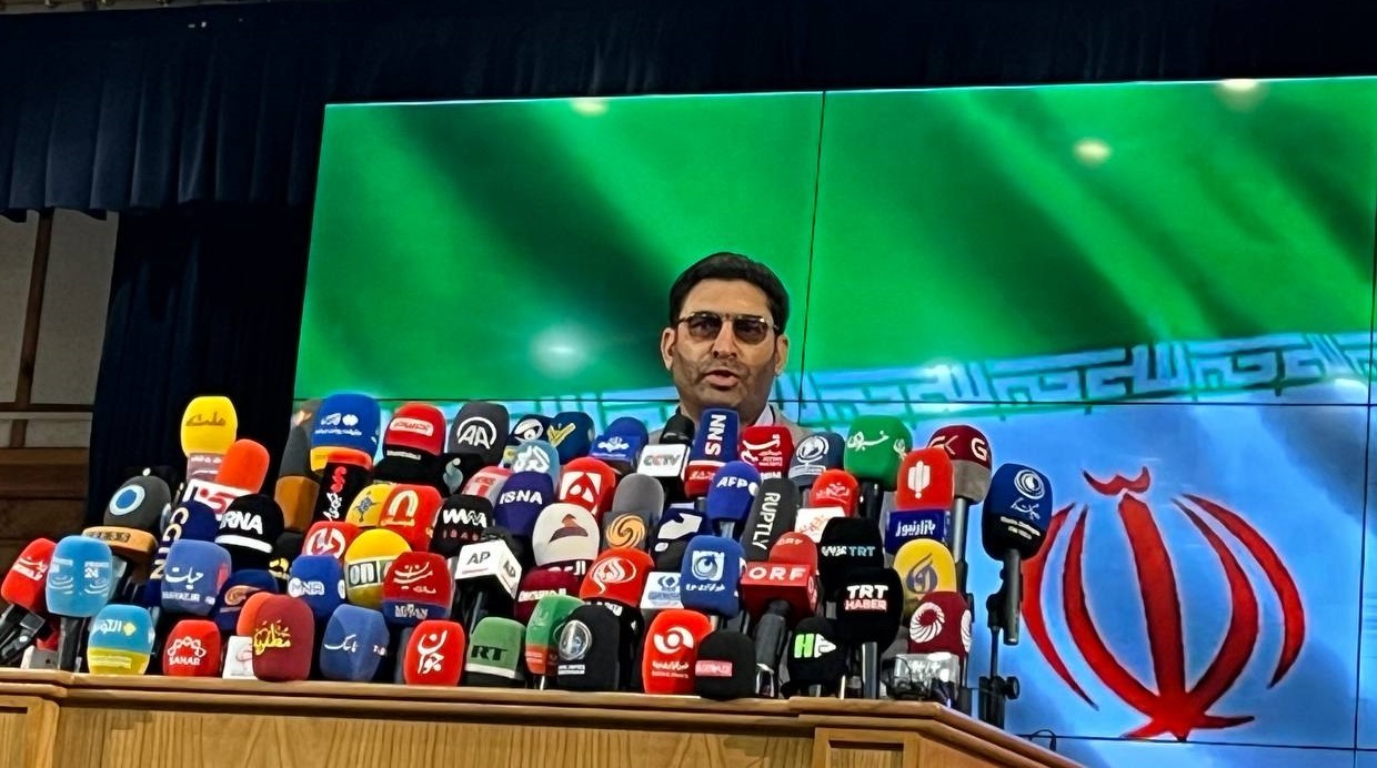 آخرین اخبار انتخابات ریاست جمهوری ۱۴۰۳/ پوشش کامل اخبار و حواشی پنجمین روز ثبت‌نام کاندیداها