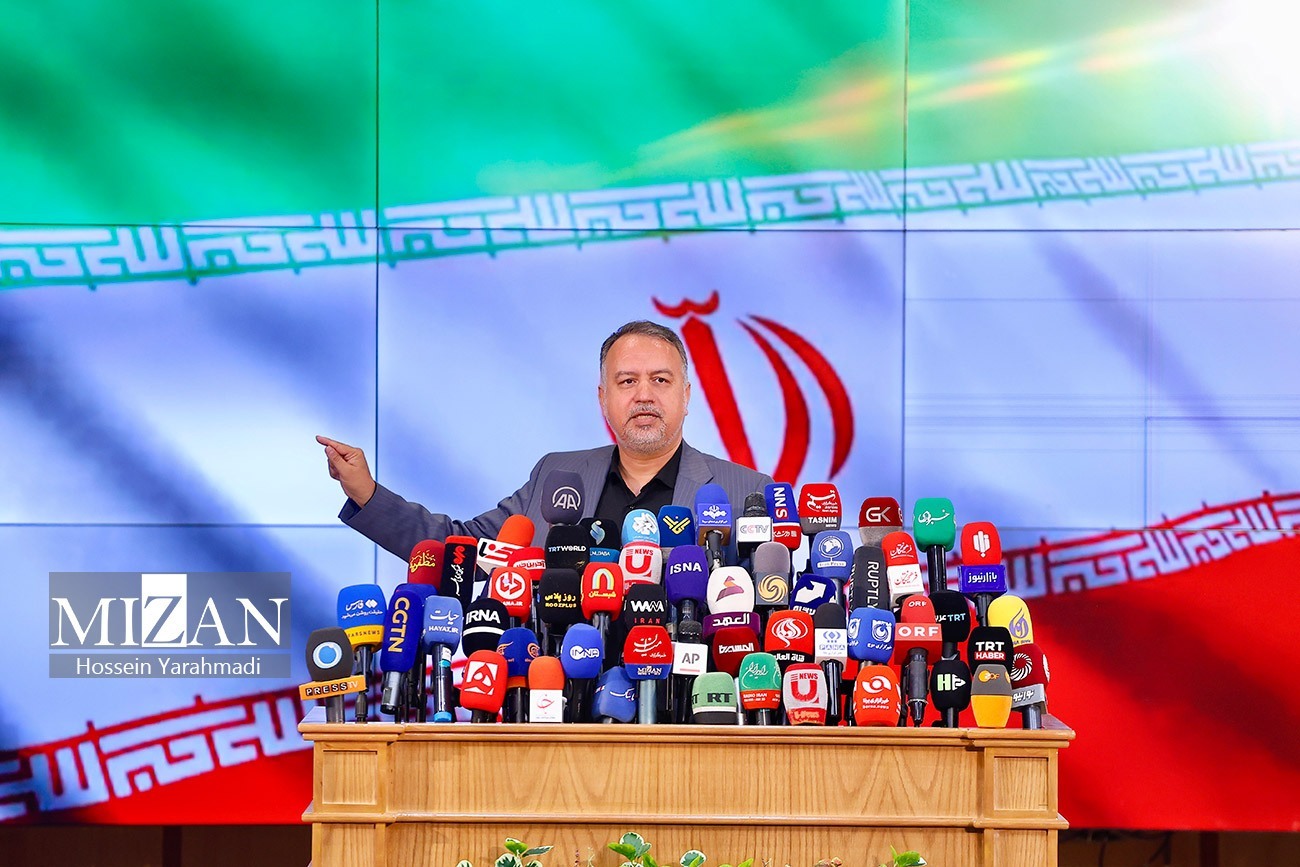 آخرین اخبار انتخابات ریاست جمهوری ۱۴۰۳/ پوشش کامل اخبار و حواشی پنجمین روز ثبت‌نام کاندیداها