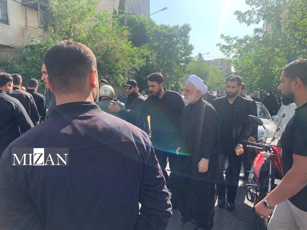 مراسم تشییع پیکر شهدای خدمت در پایتخت آغاز شد/ حضور گسترده مردم تهران برای وداع با رئیس جمهور شهید