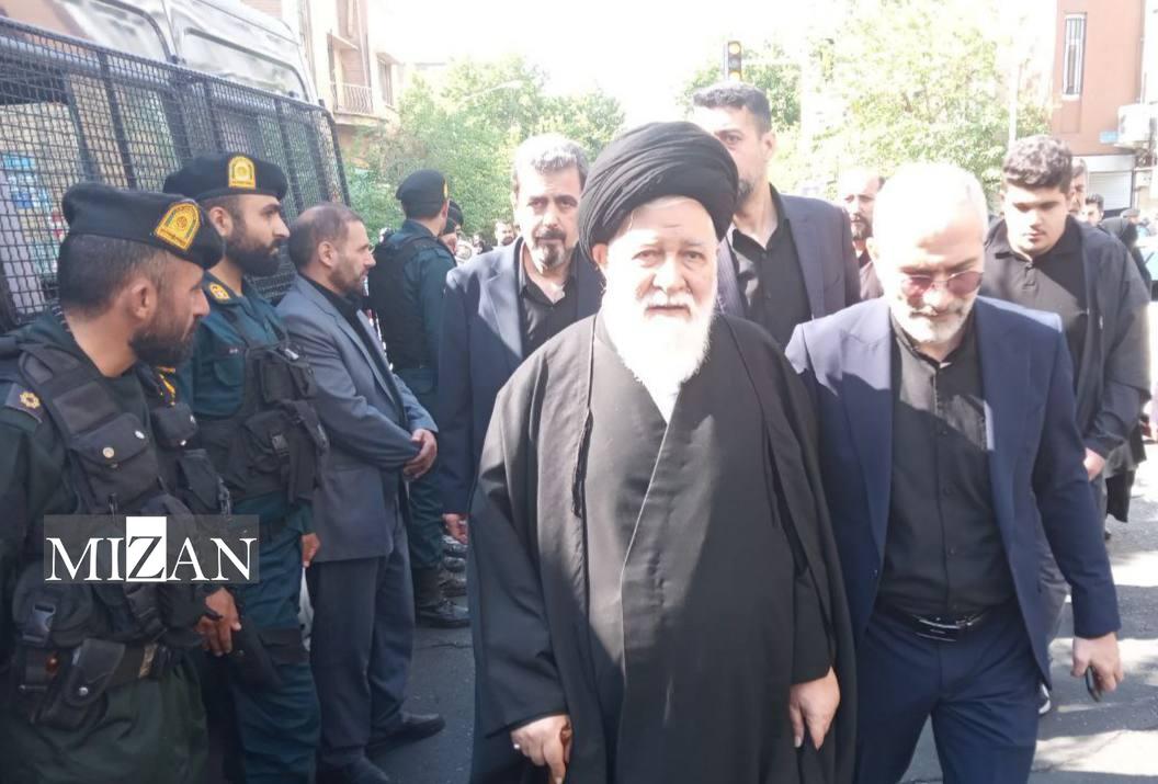 حضور مسئولین و مقامات کشوری در مراسم تشییع رئیس جمهور و همراهان