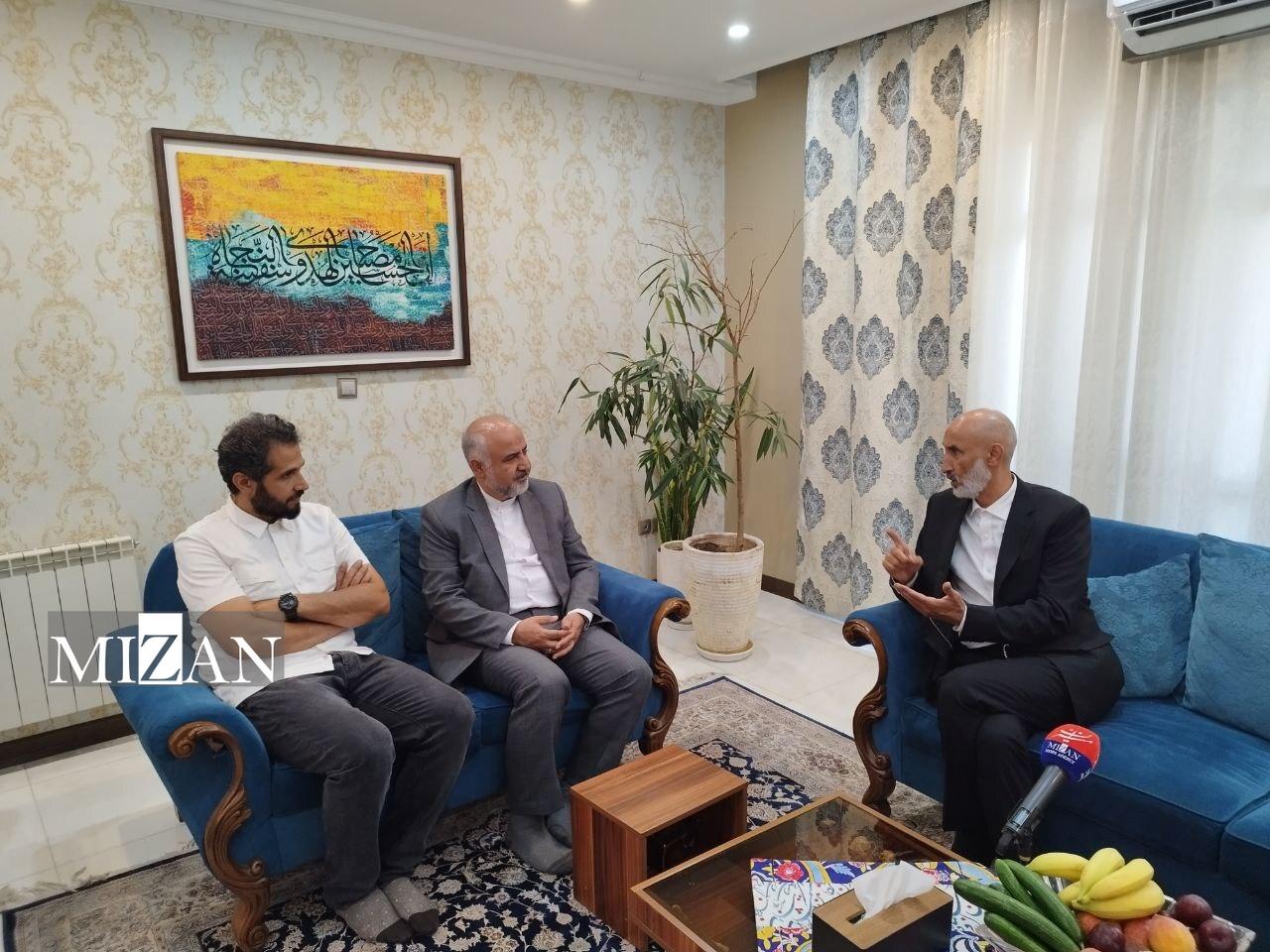 حضور مقام‌های عالی قضایی در منزل حمید نوری