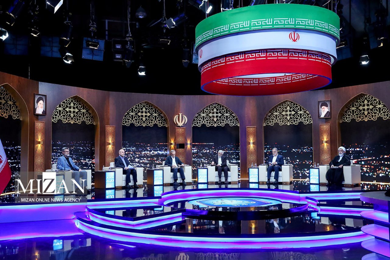 آخرین اخبار انتخابات ریاست جمهوری ۱۴۰۳/ امشب دومین مناظره‌ انتخابات با عنوان «خدمات‌رسانی عدالت‌محور دولت» برگزار می‌شود