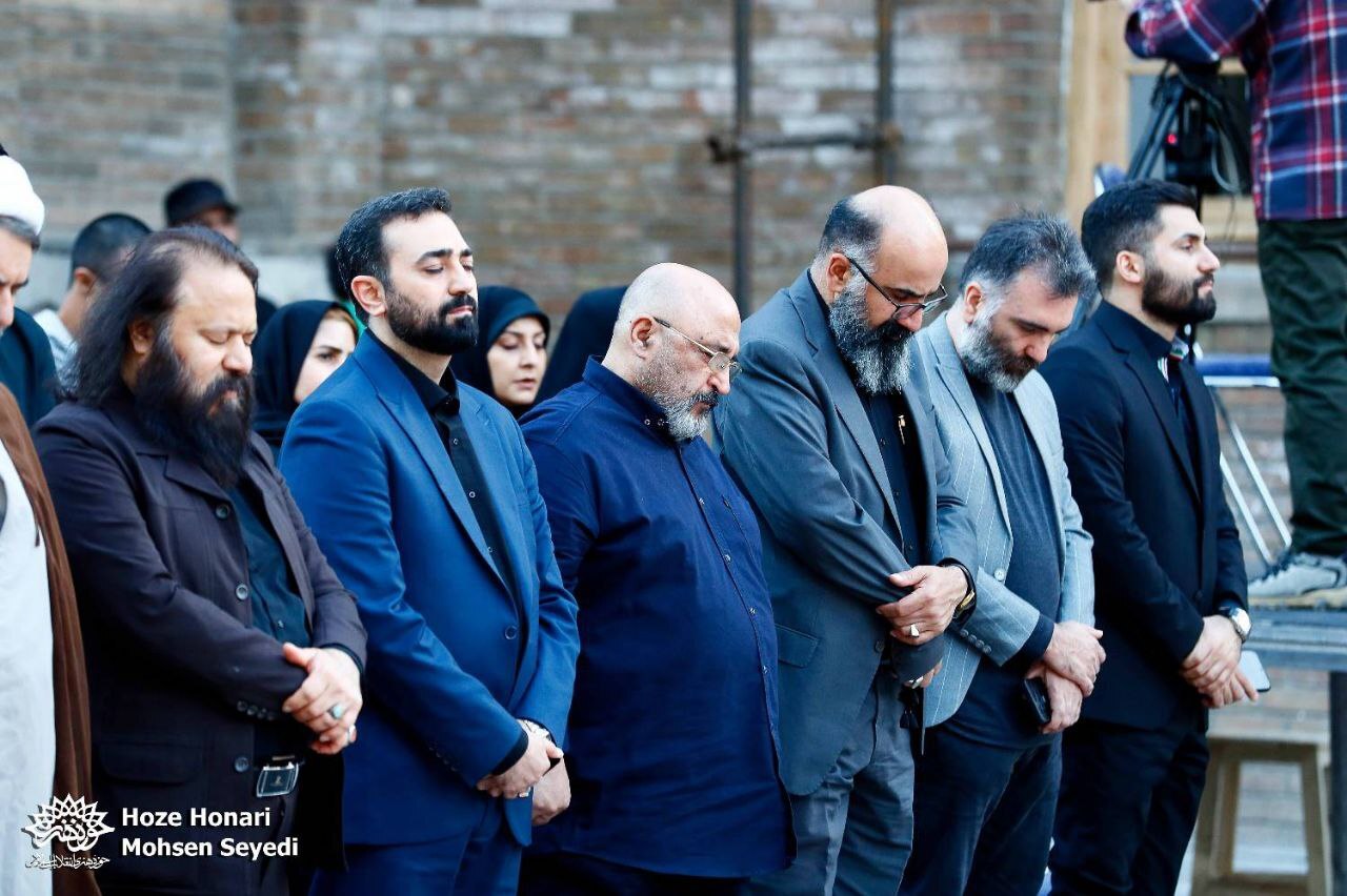 سیصد و پنجاه و هفتمین «شب خاطره» در قالب ویژه برنامه با عنوان «شهدای خدمت» برگزار شد