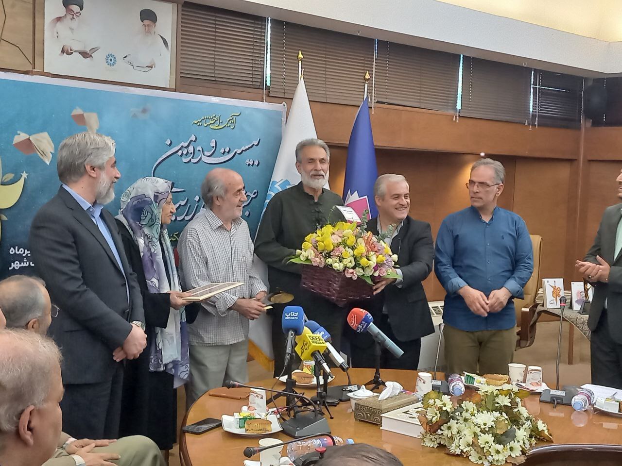 سرشار: جشنواره‌های ادبی نباید تحت تاثیر تحولات سیاسی قرار گیرد