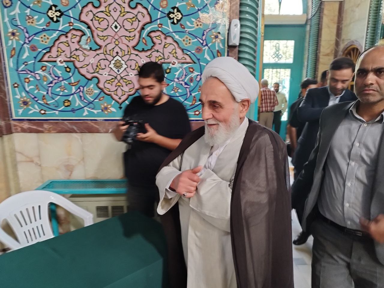 آغاز دور دوم انتخابات ریاست جمهوری ۱۴۰۳/ رهبر انقلاب اسلامی رای خود را به صندوق انداختند