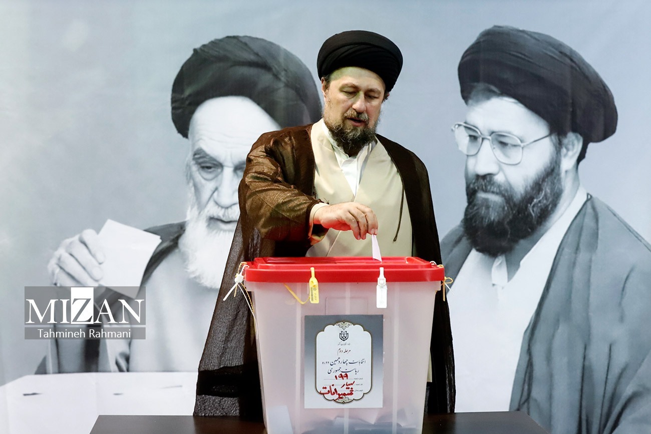 آغاز دور دوم انتخابات ریاست جمهوری ۱۴۰۳/ رهبر انقلاب اسلامی رای خود را به صندوق انداختند