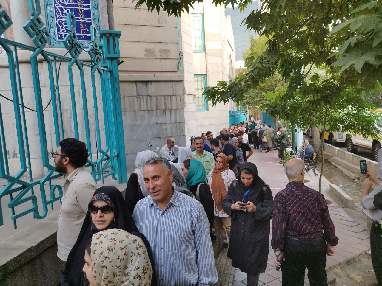 دور دوم انتخابات ریاست جمهوری ۱۴۰۳؛ مردم ایران آمدند تا کار نیمه‌تمام خود را کامل کنند