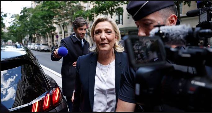 آغاز دور دوم انتخابات فرانسه؛ چشم‌انداز سیاسی به کدام سو می‌رود؟