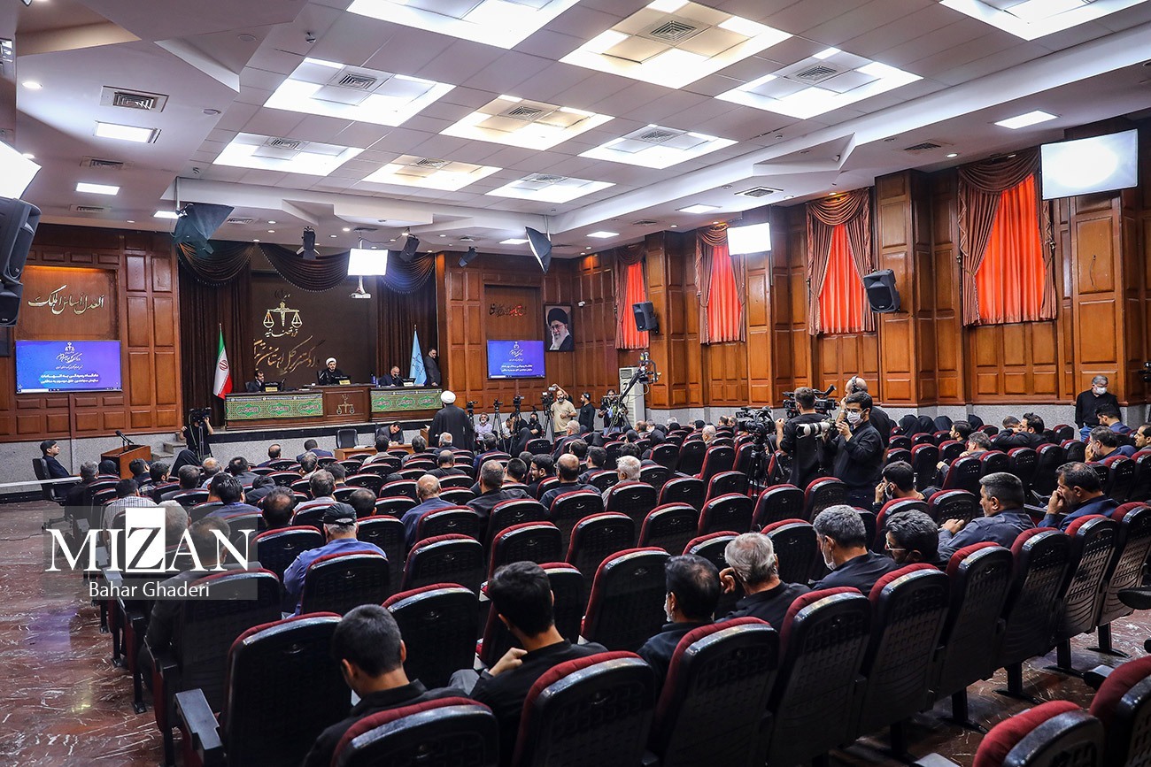 جنایت‌های تروریستی منافقین از کف خیابان تا اوج آسمان؛ دشمنی بی‌پایان با هرآنچه رنگ و بوی جمهوریت دارد