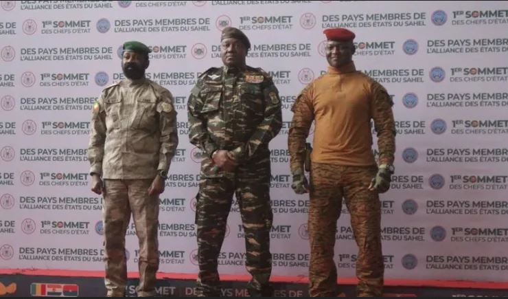 چشمانداز سیاسی آفریقا و کنار گذاشتن استعمارگران غربی چشمانداز سیاسی آفریقا و کنار گذاشتن استعمارگران غربی