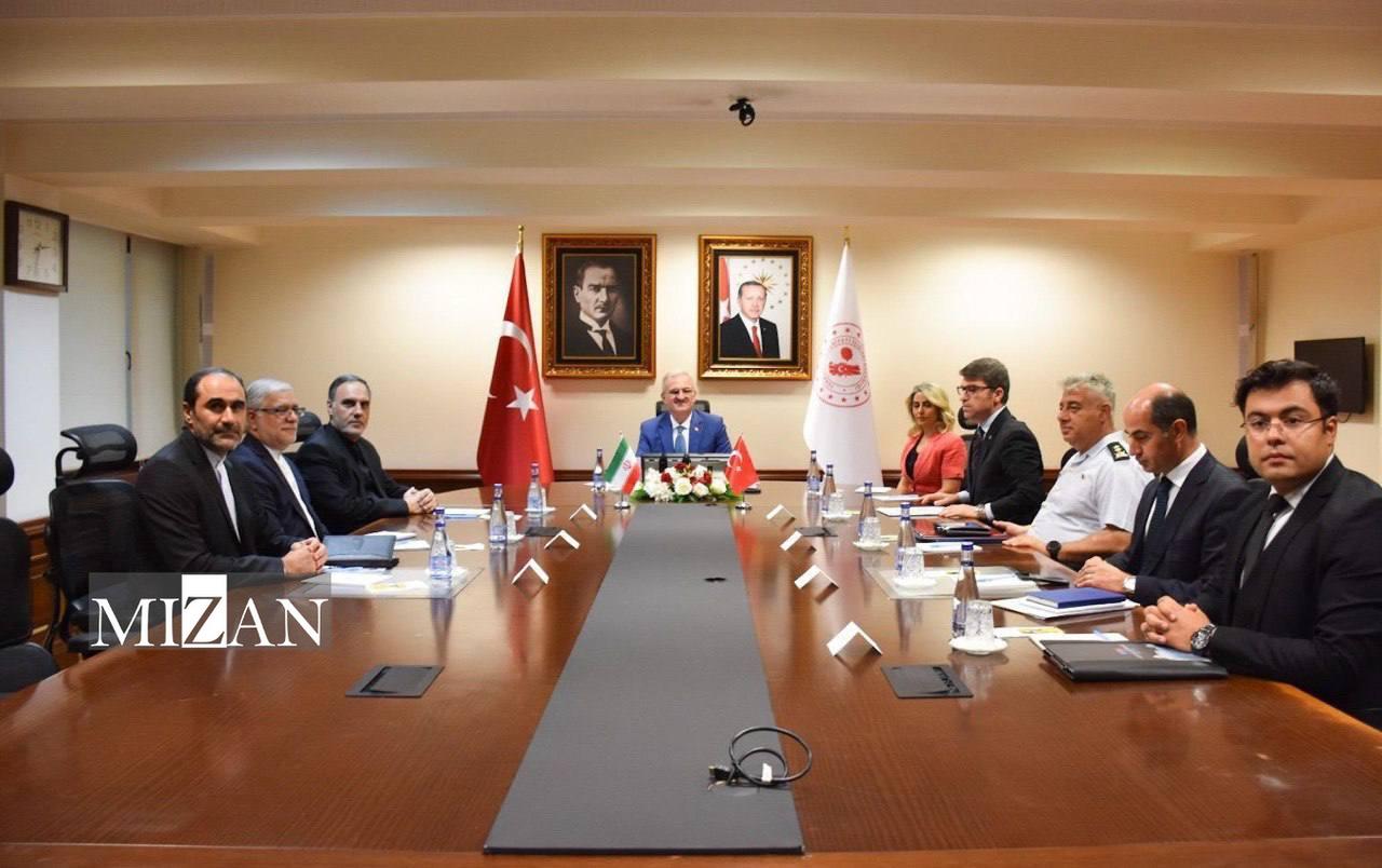 همکاری‌های امنیتی و انتظامی؛ محور رایزنی سفیر ایران با معاون وزیر کشور ترکیه