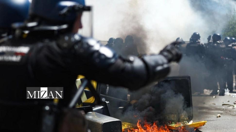 تشدید خشونت پلیس فرانسه در آستانه المپیک؛ استفاده از گاز اشک‌آور علیه معترضان