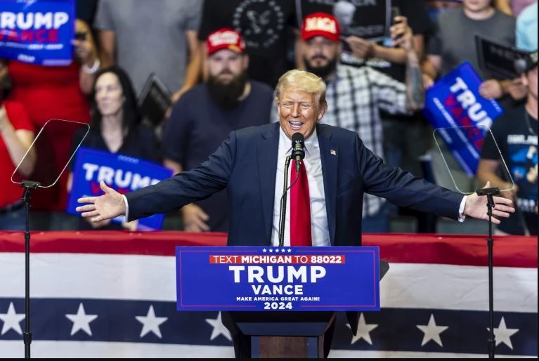 انتخابات آمریکا؛ نخستین گردهمایی انتخاباتی ترامپ پس از ترور نافرجام