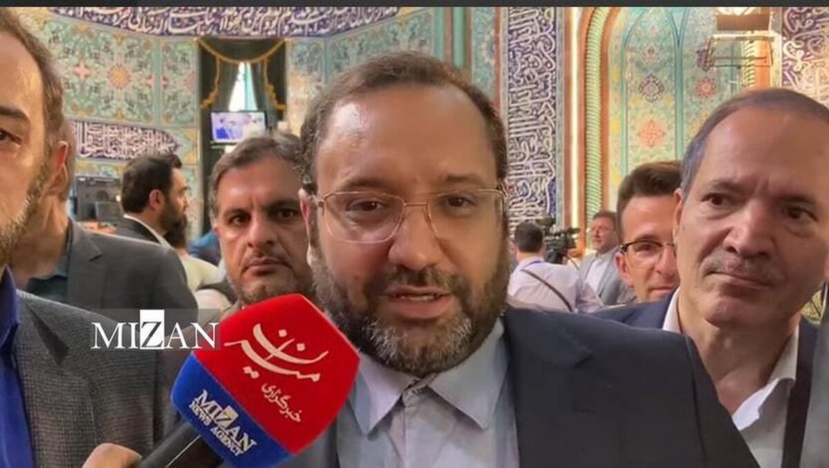 دبیرکل گفتمان انقلاب اسلامی رای خود را به صندوق انداخت