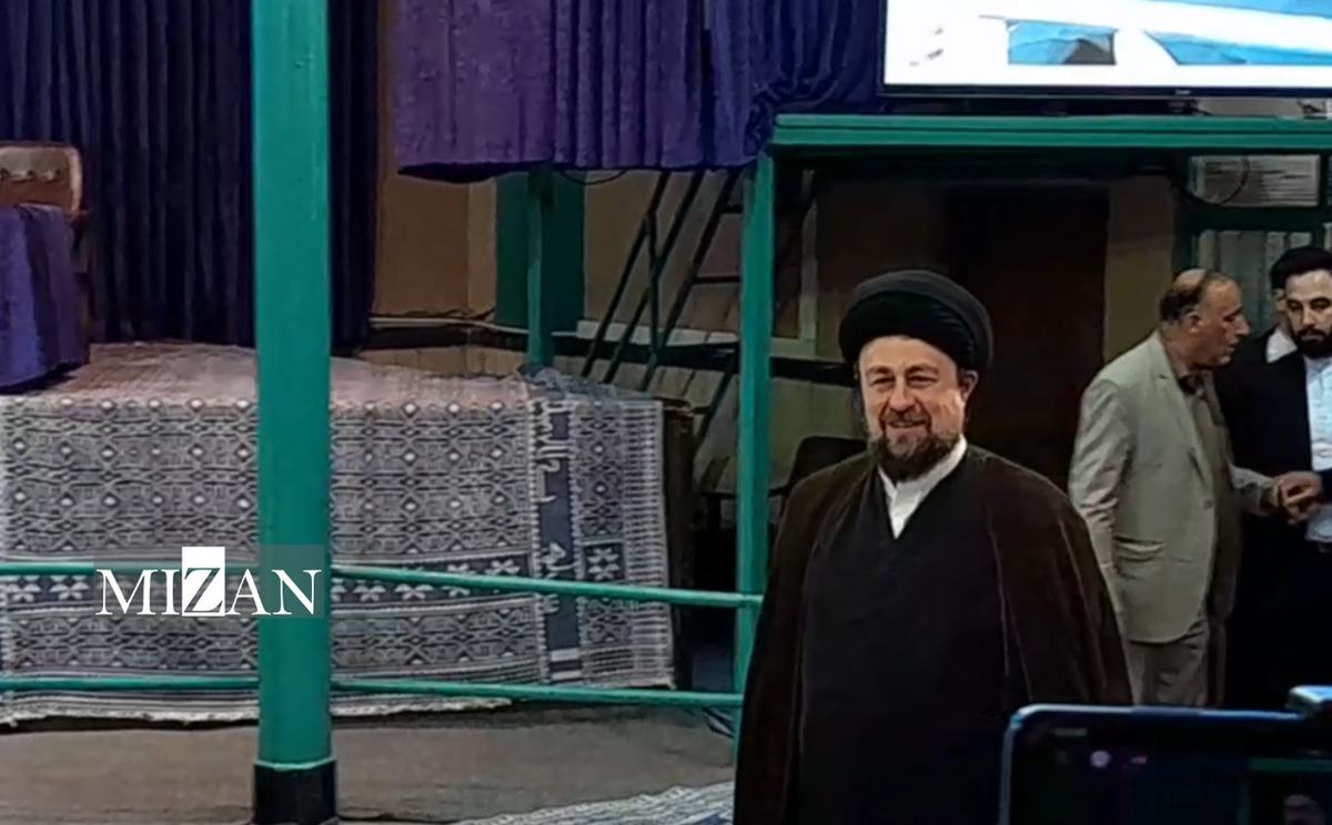 حجت‌الاسلام والمسلمین سیدحسن خمینی رای خود را به صندوق انداخت