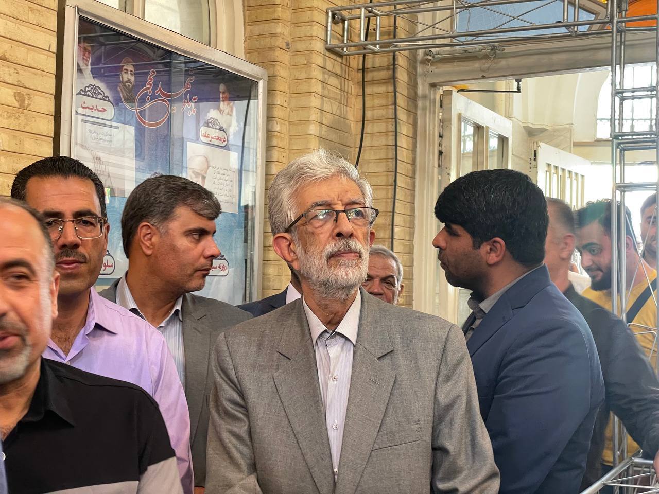 انتخابات ریاست جمهوری ۱۴۰۳/ رهبر انقلاب رای خود را به صندوق انداختند