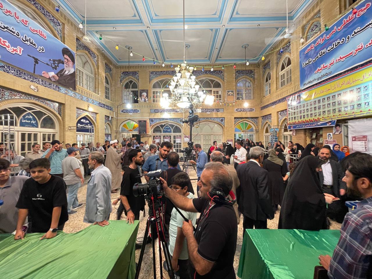 انتخابات ریاست جمهوری ۱۴۰۳/ حضور پرشور مردم ایران در پای صندوق‌های رای