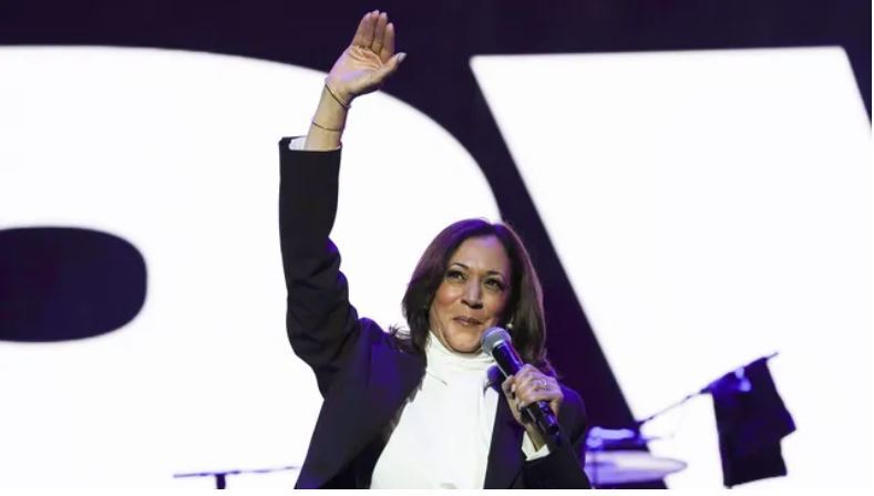 واکنش‌‌ها به کناره‌گیری بایدن از رقابت انتخاباتی آمریکا؛ دموکرات‌ها از نامزدی هریس حمایت می‌کنند