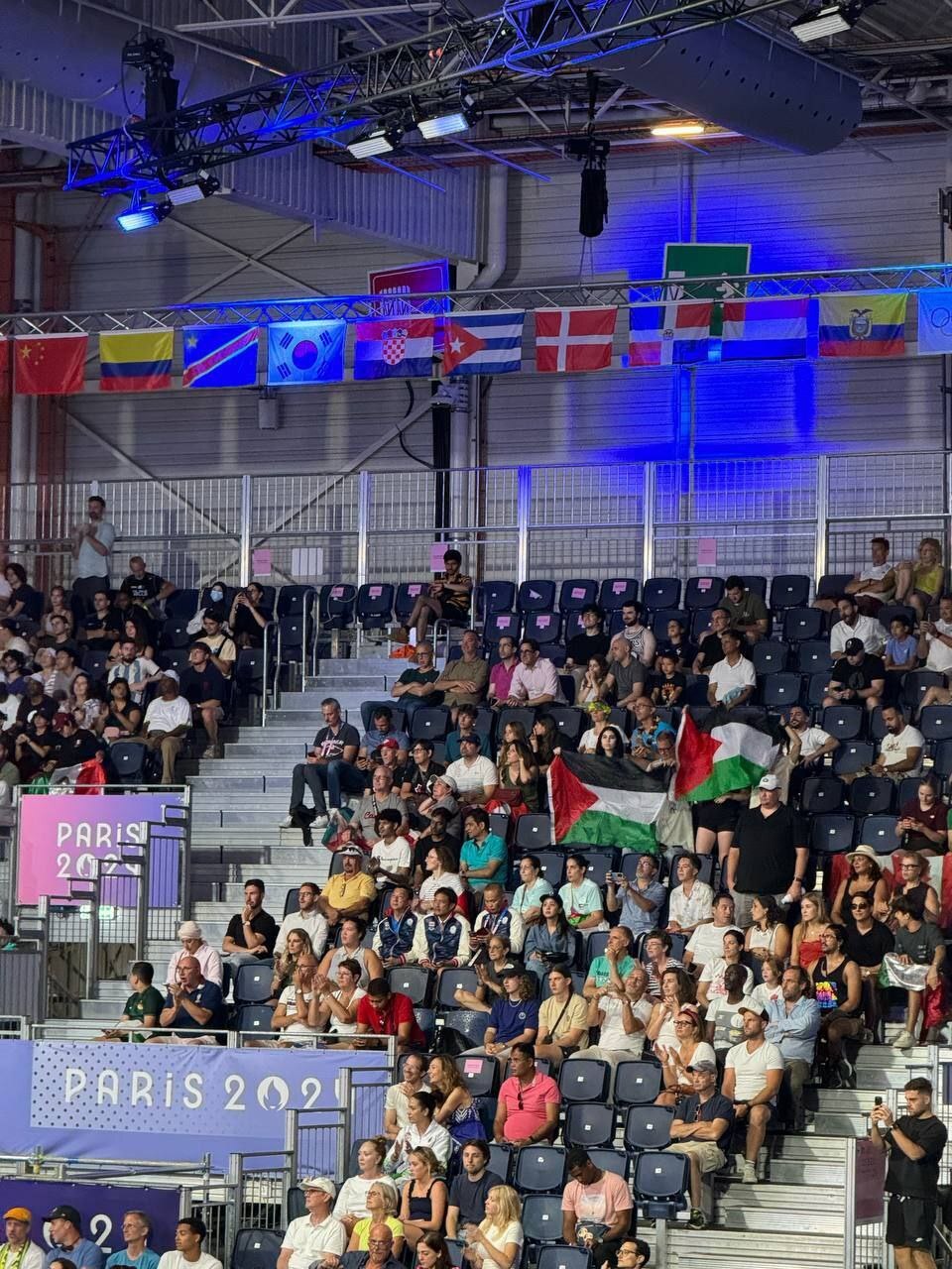 المپیک ۲۰۲۴| اعتراض به جودوکای رژیم صهیونیستی با اهتزاز پرچم فلسطین + تصاویر المپیک ۲۰۲۴| اعتراض به جودوکای رژیم صهیونیستی با اهتزاز پرچم فلسطین + تصاویر