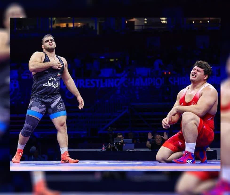 المپیک ۲۰۲۴| مأموریت غیرممکن محسن‌نژاد و کار سخت میرزازاده مقابل غول کوبایی/ بدشانسی برای بختِ طلای کشتی ایران