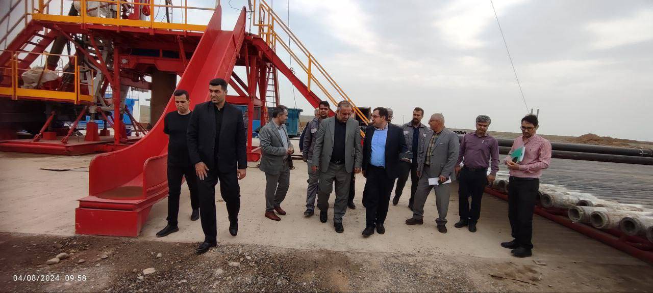 افتتاح اولین کارخانه بافندگی و لمینت با همکاری بنیاد تعاون زندانیان گلستان 