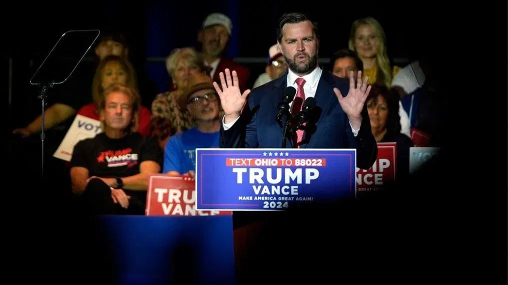 زورآزمایی کارزار انتخاباتی دموکرات‎ها و جمهوری‎خواهان؛ هریس حمایت هم‎حزبی‎ها را کسب می‎کند