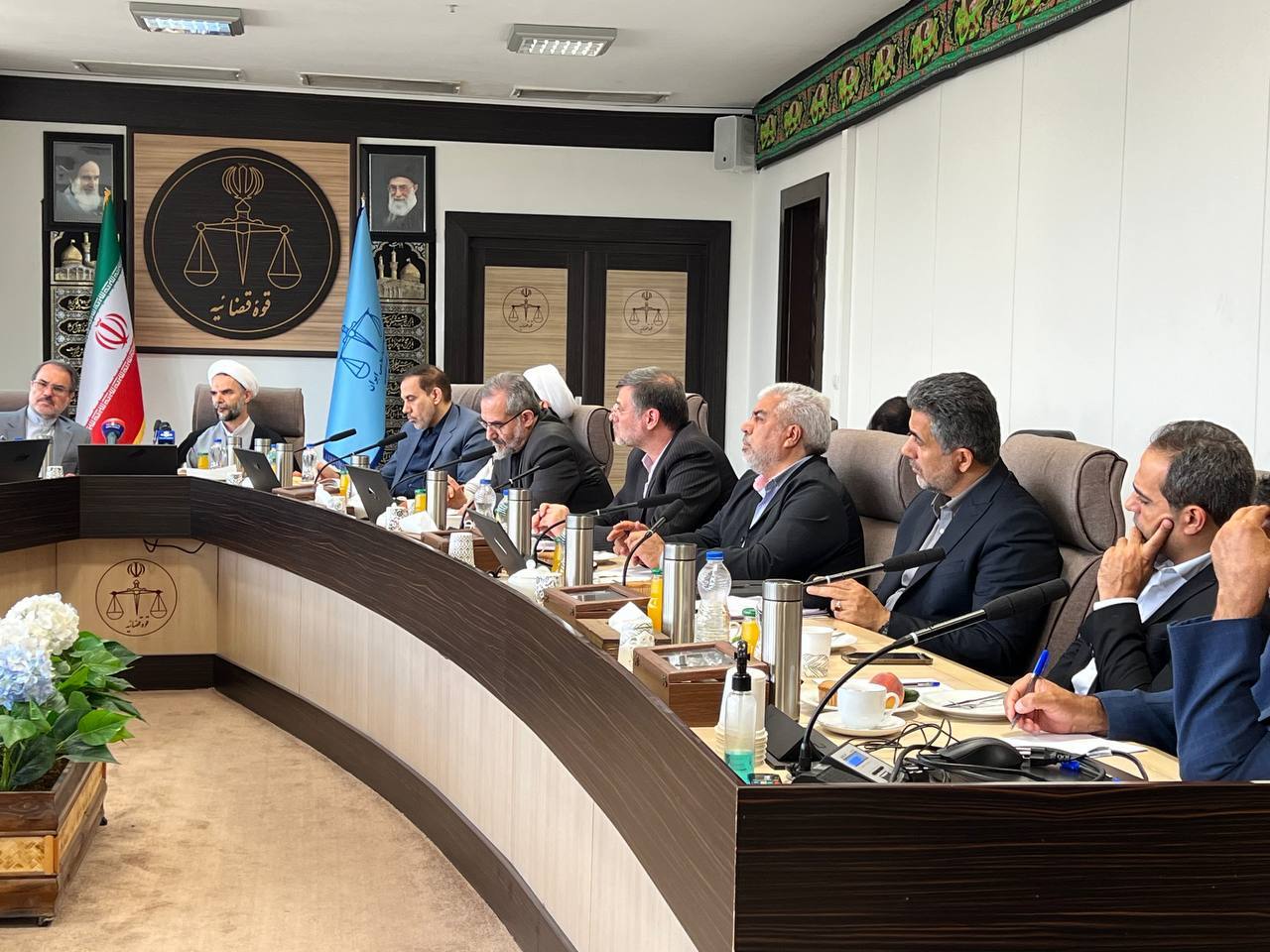 معاون اول قوه قضاییه: تعامل و هم‌افزایی قوه مقننه و قضاییه حلال مشکلات مردم است