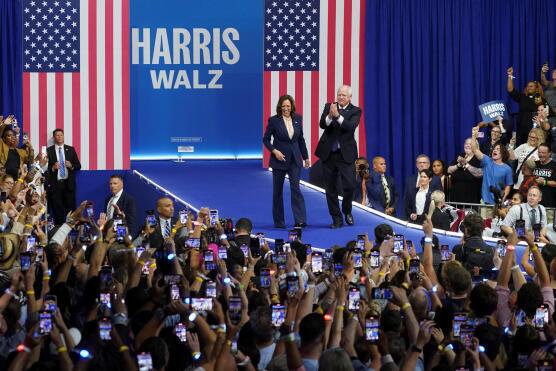 فرود اضطراری هواپیمای حامل ترامپ؛ هریس رویکرد خود را درباره مهاجران ارائه کرد