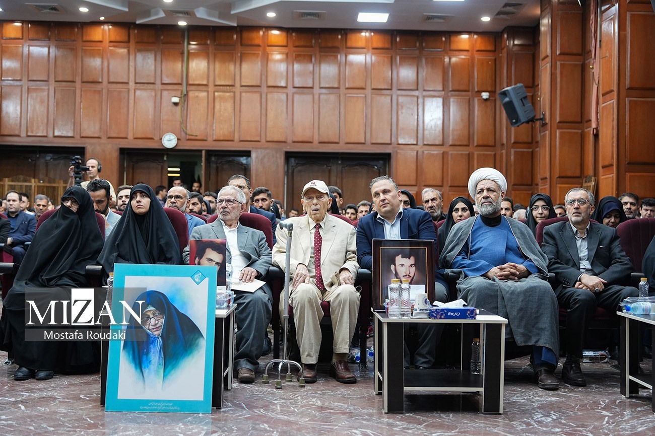 دادخواست کودتای ۲۸ مرداد در دادگاه؛ پایان سکوت ایران به یک جنایت تاریخی آمریکا دادخواست کودتای ۲۸ مرداد در دادگاه؛ پایان سکوت ایران به یک جنایت تاریخی آمریکا