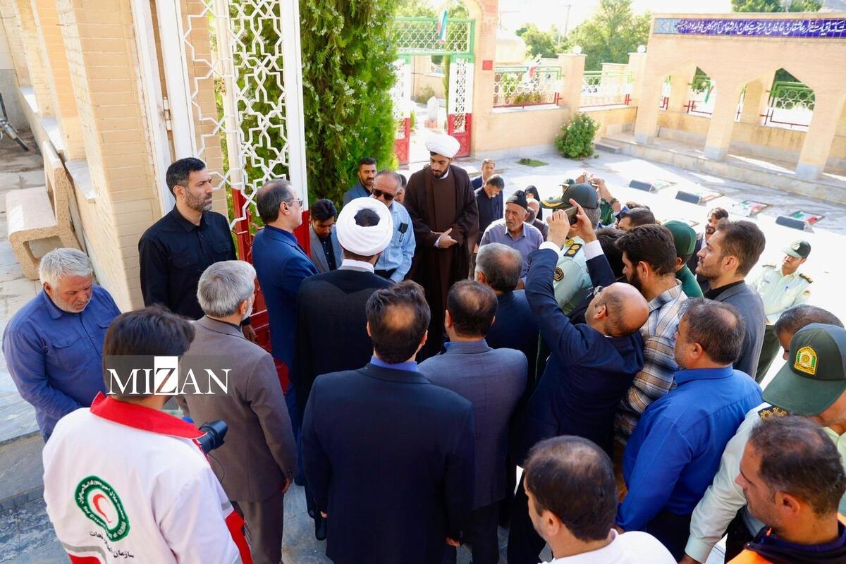 گفتوگوی رئیس سازمان بازرسی با مردم در جریان سفر به شهرستان اردل/ پیگیری اختصاص بودجه و تامین اعتبار رفع نقاط حادثه خیز جاده شهرکرد به اردل گفتوگوی رئیس سازمان بازرسی با مردم در جریان سفر به شهرستان اردل/ پیگیری اختصاص بودجه و تامین اعتبار رفع نقاط حادثه خیز جاده شهرکرد به اردل