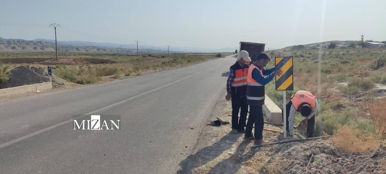 نصب علایم راهنمایی و رانندگی حکم جایگزین حبس ۲۱ راننده متخلف در شهرستان مراوه تپه شد