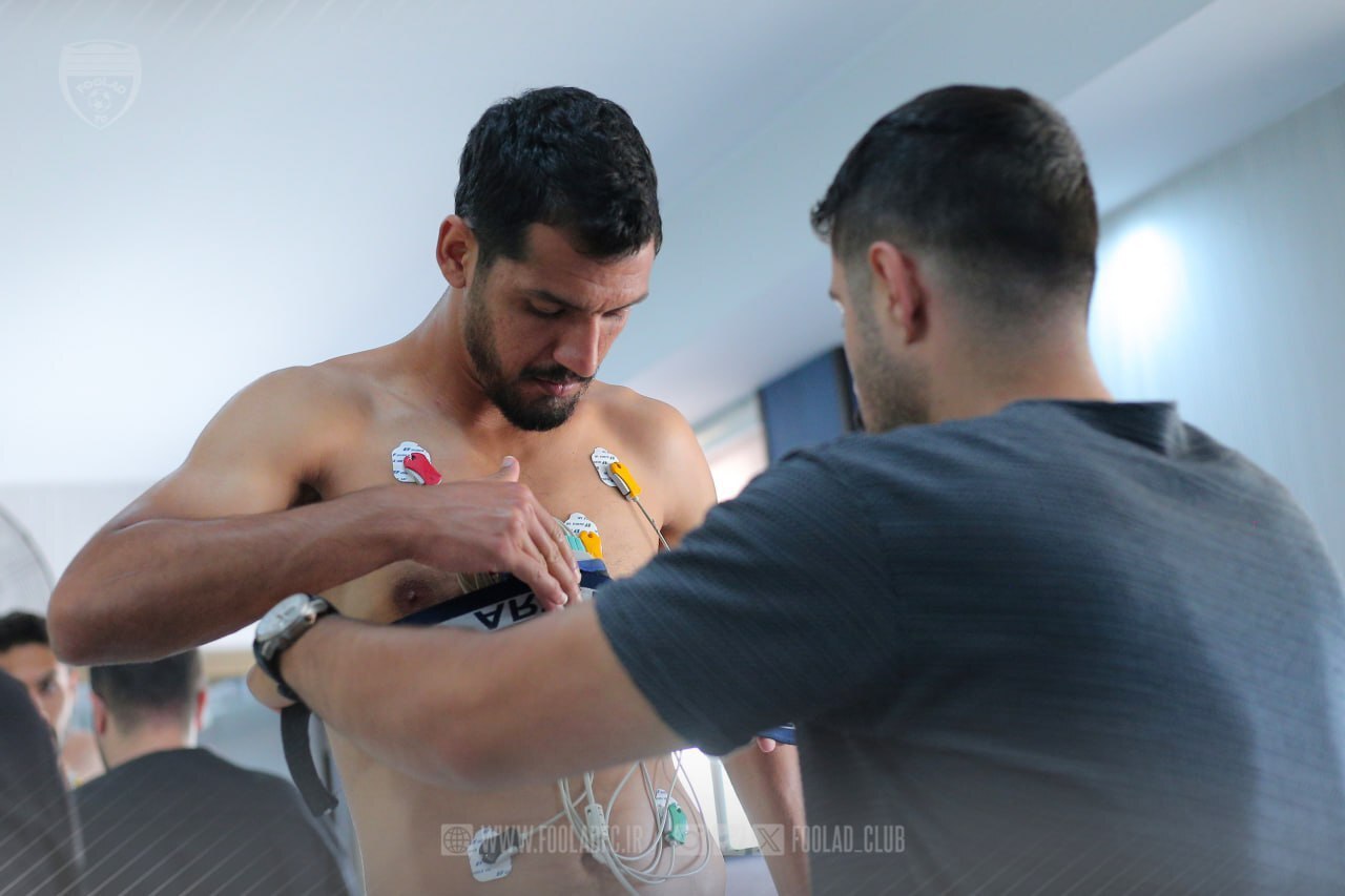 فولادی‌ها قبل از رفتن به دبی، به ایفمارک رفتند + عکس