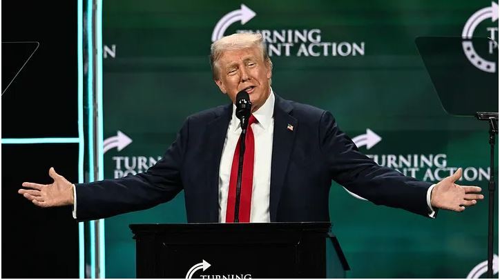 رقابت نزدیک نامزدهای انتخاباتی در ایالت‌های کلیدی آمریکا؛ ترامپ پیشتاز نظرسنجی‌ها شد