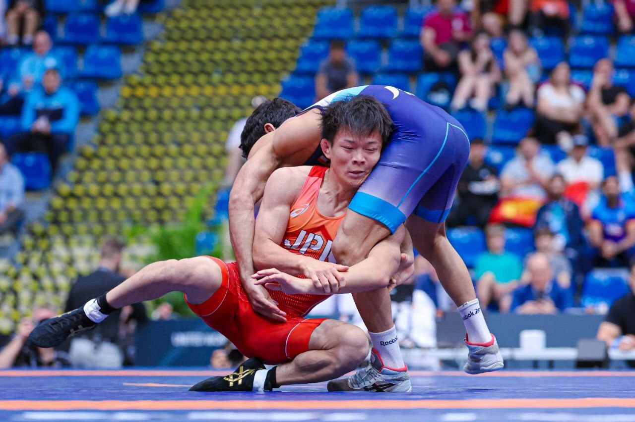 المپیک ۲۰۲۴| روز چهارم مسابقات کشتی المپیک/ نبرد مدعیان سبک وزن و تلاش یزدانی برای تاریخ‌سازی در غیاب تیلور