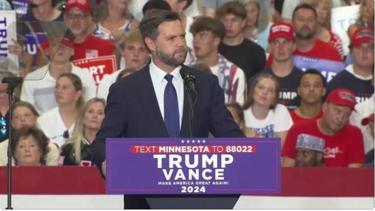 گردهمایی انتخاباتی نامزدهای جمهوری‌خواه و دموکرات؛ بیانیه اف‌بی‌آی در مورد ترور نافرجام ترامپ