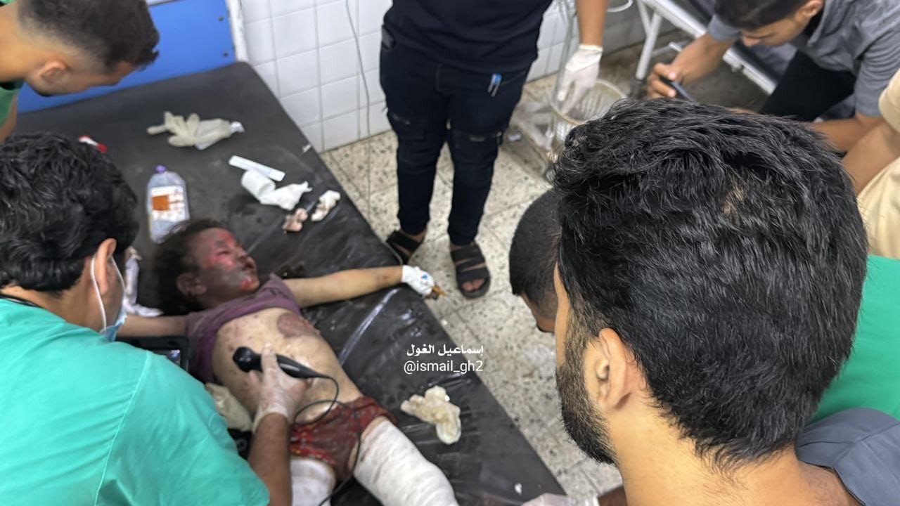 رژیم صهیونیستی منازل مسکونی را در النصیرات به آتش کشید؛ هشدار تخلیه برای ساکنان چند منطقه رژیم صهیونیستی منازل مسکونی را در النصیرات به آتش کشید؛ هشدار تخلیه برای ساکنان چند منطقه