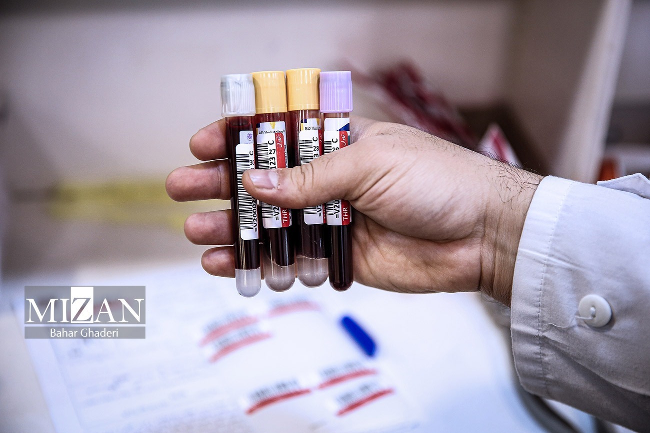 اهدای خون بانوان از اهمیت ویژه‌ای برخوردار است/لزوم فرهنگ سازی، اطلاع رسانی درست و از بین بردن باور‌های غلط در مورد اهدای خون بانوان