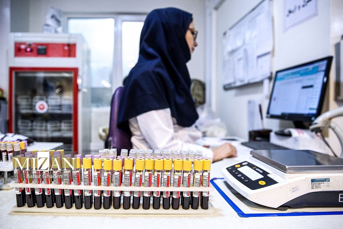 اهدای خون بانوان از اهمیت ویژه‌ای برخوردار است/لزوم فرهنگ سازی، اطلاع رسانی درست و از بین بردن باور‌های غلط در مورد اهدای خون بانوان