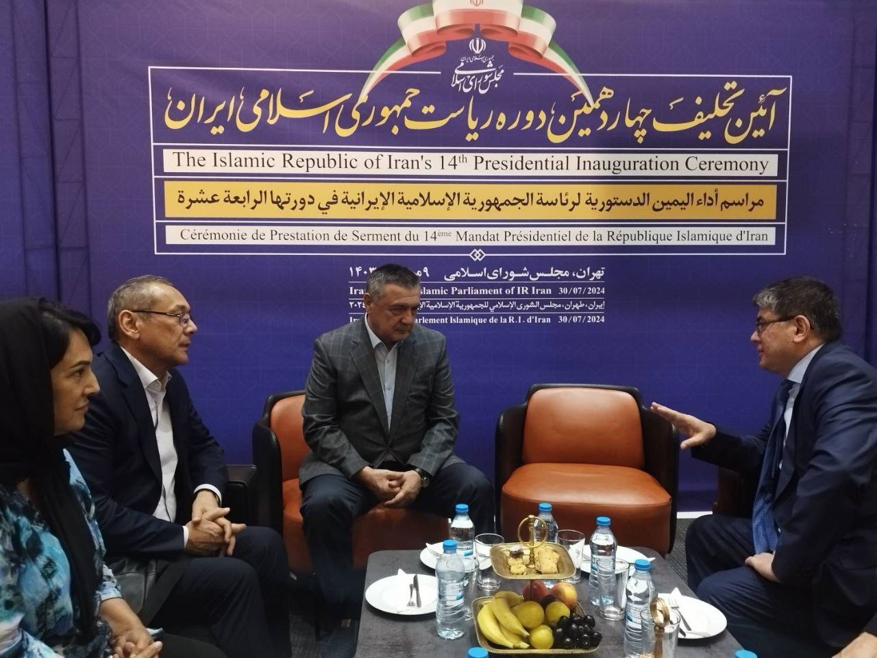 مهمانان مراسم تحلیف رئیسجمهور نهم چه کسانی هستند؟ مهمانان مراسم تحلیف رئیسجمهور نهم چه کسانی هستند؟