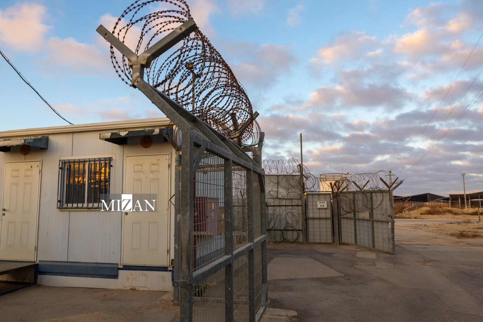 بازداشت ۹ نظامی صهیونیست به اتهام تجاوز به اسیر فلسطینی؛ در بازداشتگاه سدی تیمان چه می‌گذرد؟