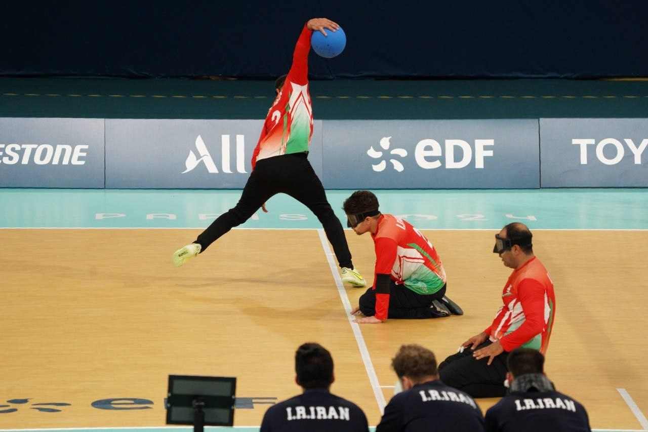 پارالمپیک ۲۰۲۴| مختاری در پرتاب وزنه نقره گرفت/ صعود والیبال نشسته به نیمهنهایی قطعی شد/ شکست تیم ملی گلبال مقابل آمریکا پارالمپیک ۲۰۲۴| مختاری در پرتاب وزنه نقره گرفت/ صعود والیبال نشسته به نیمهنهایی قطعی شد/ شکست تیم ملی گلبال مقابل آمریکا