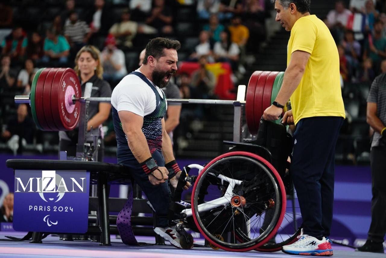 پارالمپیک ۲۰۲۴| باجولوند مدال نقره پرتاب دیسک را به دست آورد/ والیبال نشسته ایران راهی فینال شد/ بختیار در پاراوزنه برداری به مدال برنز رسید/ بنی طبا نایب قهرمان جودوی پارالمپیک شد پارالمپیک ۲۰۲۴| باجولوند مدال نقره پرتاب دیسک را به دست آورد/ والیبال نشسته ایران راهی فینال شد/ بختیار در پاراوزنه برداری به مدال برنز رسید/ بنی طبا نایب قهرمان جودوی پارالمپیک شد