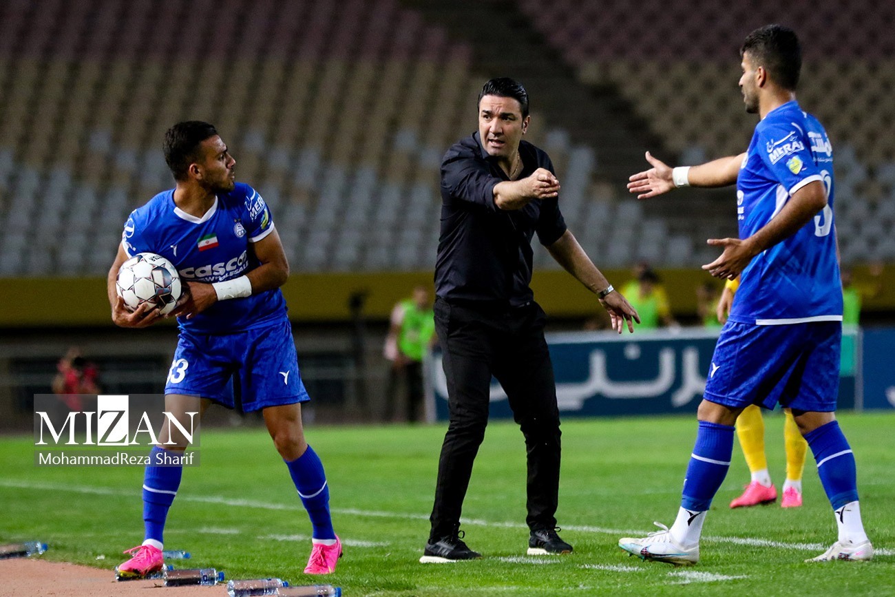 اتفاقاتی که فقط در فوتبال ایران رخ می‌دهد/ تغییر سرمربی بعد از ۳ بازی!