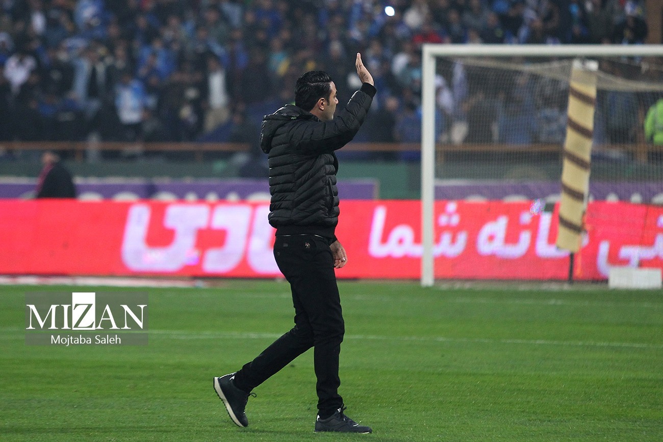 اتفاقاتی که فقط در فوتبال ایران رخ می‌دهد/ تغییر سرمربی بعد از ۳ بازی!