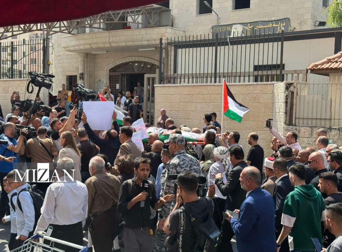 تشییع پیکر عایشه‌نور در کرانه باختری برگزار شد