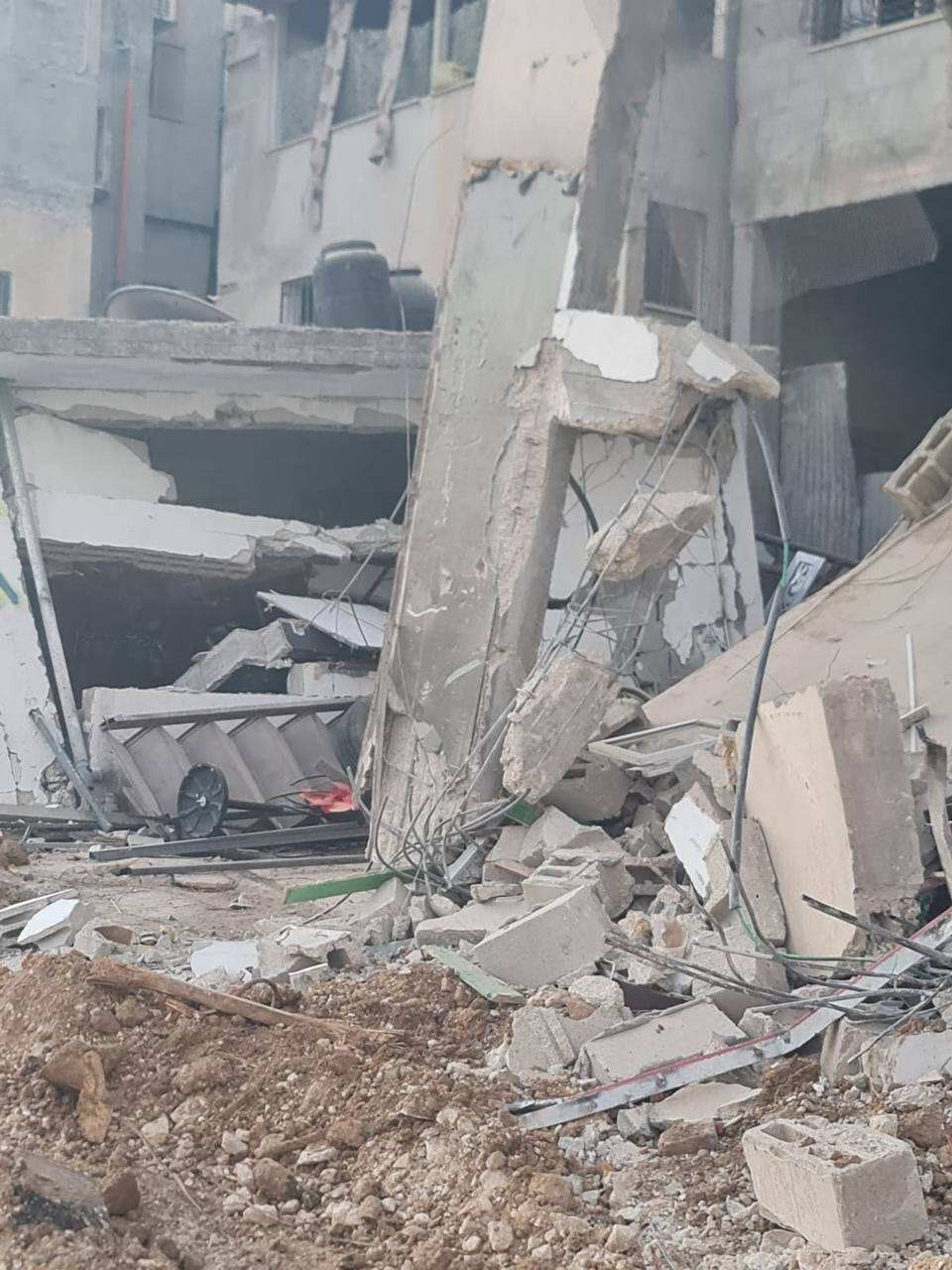 بمباران منازل مسکونی در خانیونس؛ ۳ نظامی صهیونیست به هلاکت رسیدند بمباران منازل مسکونی در خانیونس؛ ۳ نظامی صهیونیست به هلاکت رسیدند