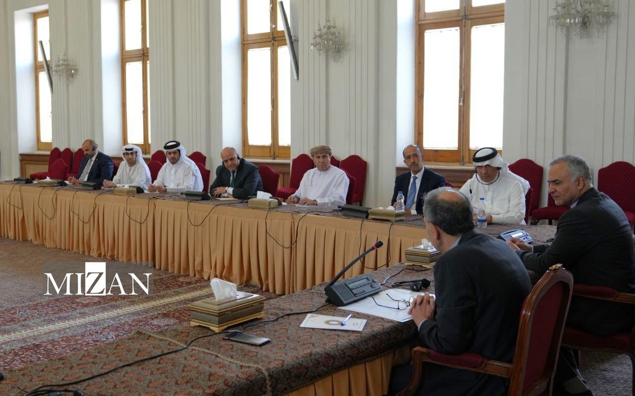 نشست معاون سیاسی وزارت امور خارجه با روسای نمایندگی های کشورهای حوزه خلیج فارس در تهران نشست معاون سیاسی وزارت امور خارجه با روسای نمایندگی های کشورهای حوزه خلیج فارس در تهران