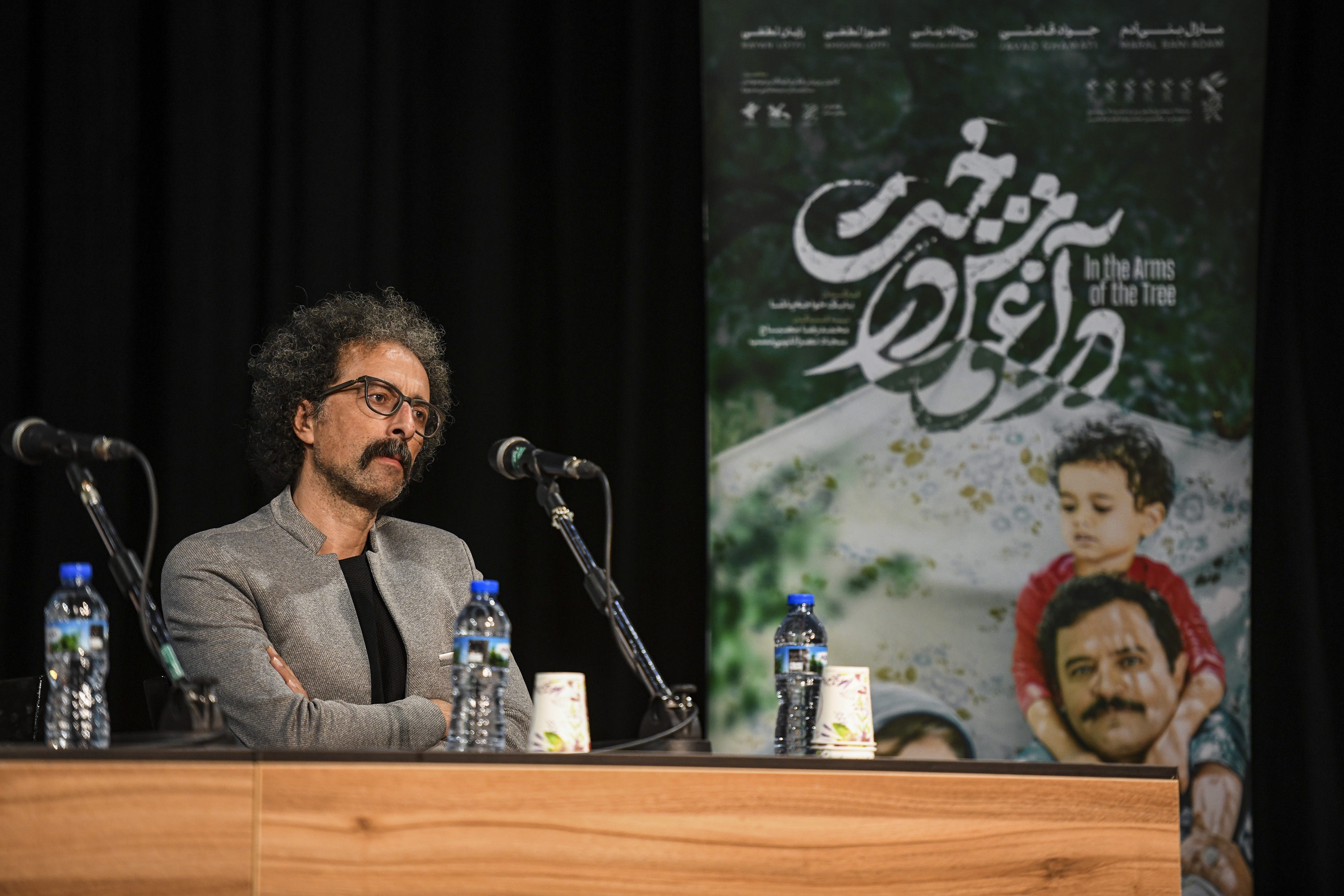 اظهار‌نظر کارشناسان، مشاوران و وکلای قوه قضاییه درباره «در آغوش درخت» 